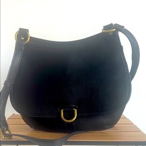 FRYE and Co. Shoulder bag.